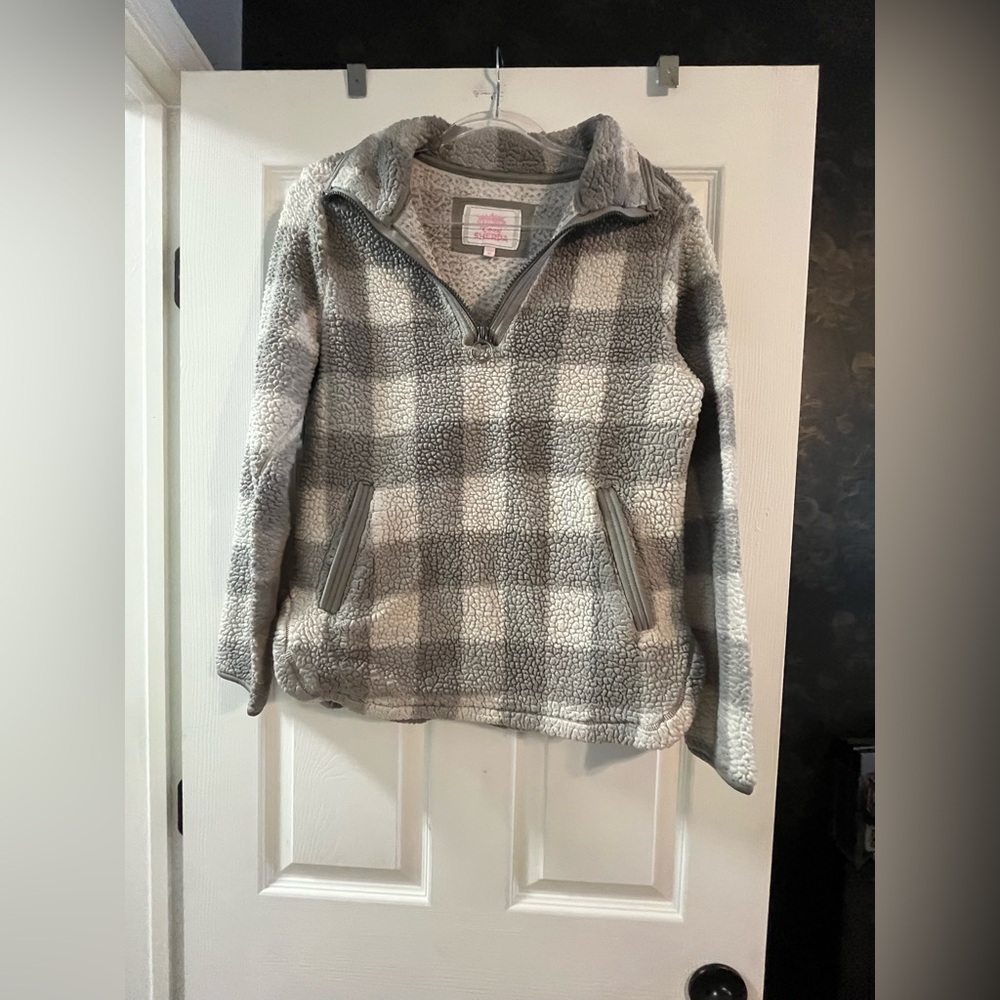 Sherpa Fleece Pullover in Gray